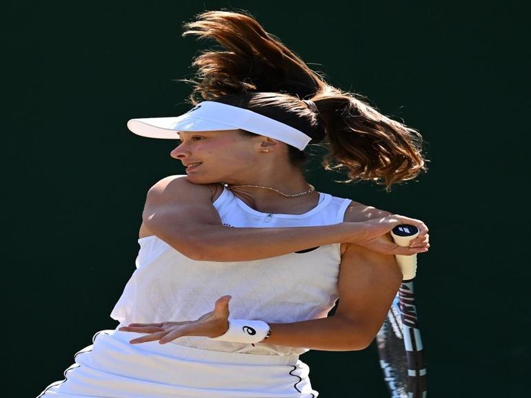 Zeynep Sönmez tarihe geçti