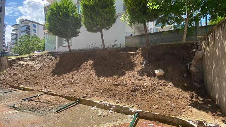 Samsun’da sitenin istinat duvarı çöktü