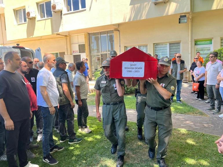 İzmir Ödemişteki orman yangını kontrol altında