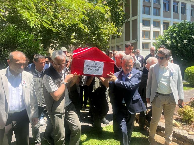 İzmir Ödemişteki orman yangını kontrol altında