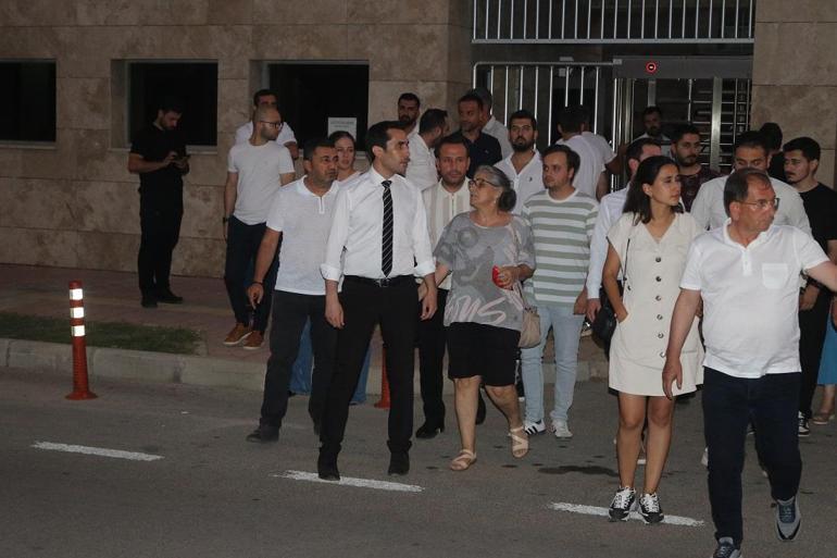Manavgat Belediyesine rüşvet ve yolsuzluk operasyonu; Başkan Kara gözaltına alındı