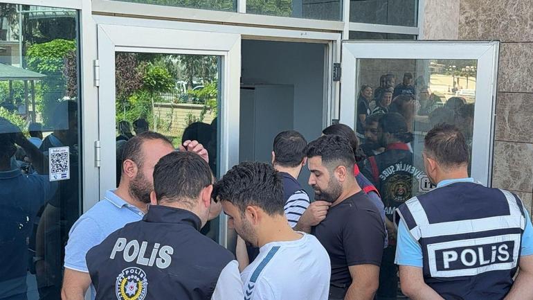 Adana Büyükşehir ve Adıyaman Belediye başkanları gözaltına alındı
