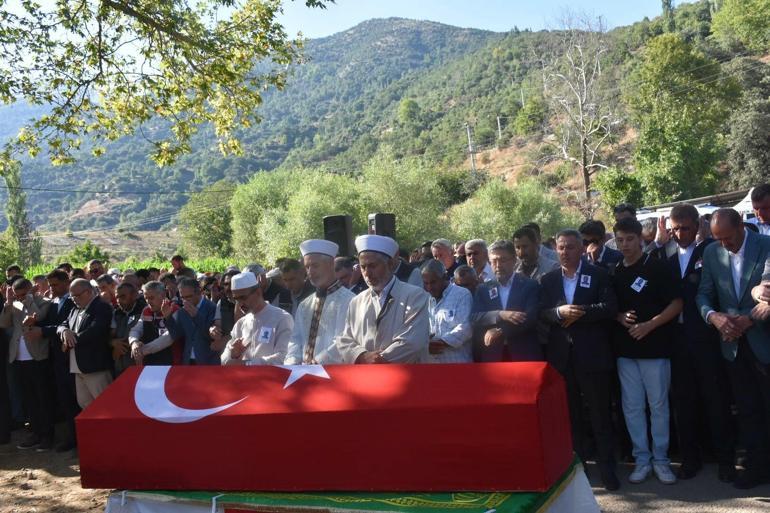 Ödemişteki yangında şehit olan orman işçisi sayısı 2 oldu