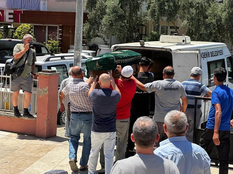 İzmirde 3 kardeşi, otomatik av tüfeği ile öldürülen eski muhtar tutuklandı