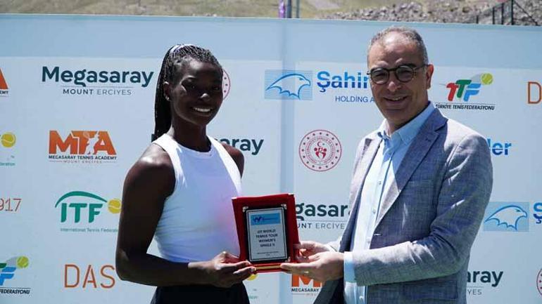 Dünya Tenis Turu Erciyes’te tamamlandı