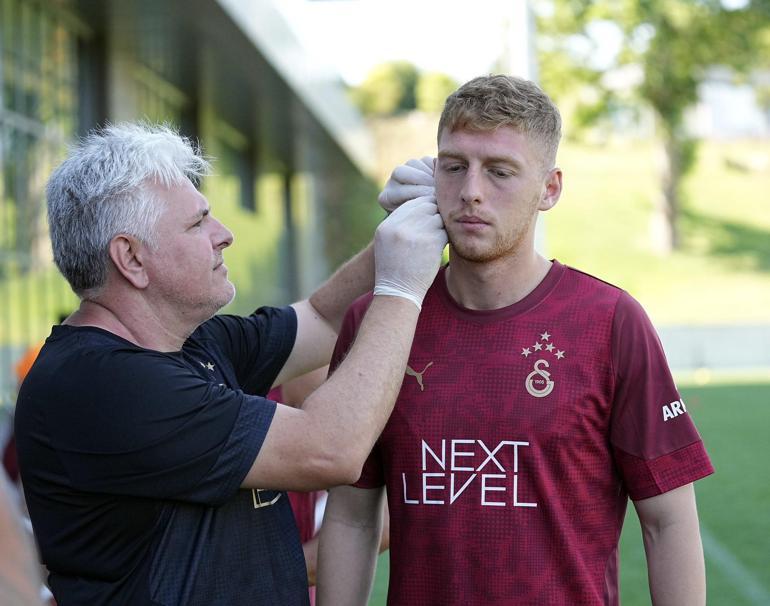 Galatasaray günü çift antrenmanla tamamladı