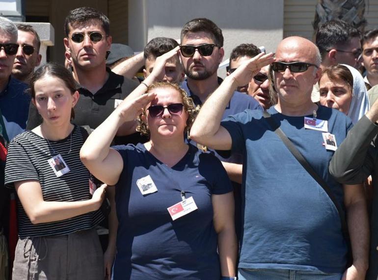 Pençe-Kilit Harekatı şehitleri toprağa verildi