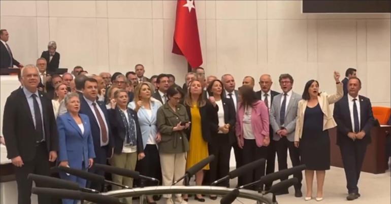 TBMM Genel Kurulu toplandı