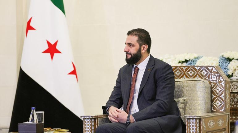 Suriye Cumhurbaşkanı Şara ve ABDnin Ankara Büyükelçisi Barrack bir araya geldi