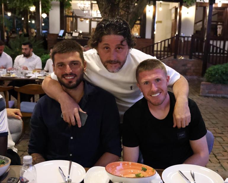 Trabzonspor’da teknik heyet ve futbolcular yemekte bir araya geldi