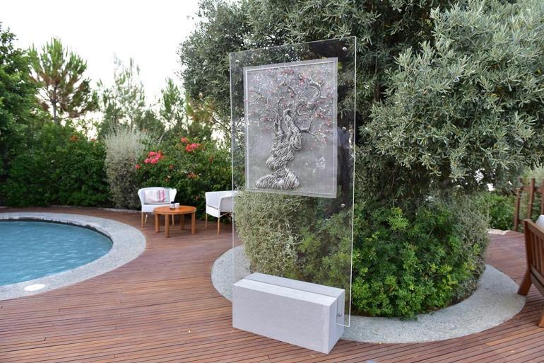 Bodrum Loft, dünyaca ünlü Almine Rech’in I Was Here sergisine ev sahipliği yapıyor