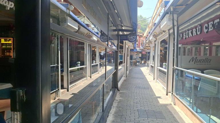 Bursa’nın tarihi Arap Şükrü Sokağı’ndaki 11 işletme mühürlendi