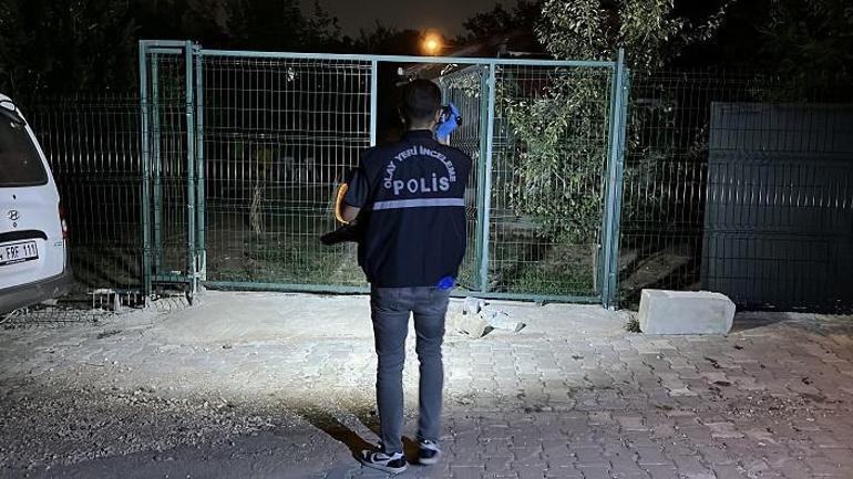 Üvey oğlunu göğsünden bıçakla yaraladı