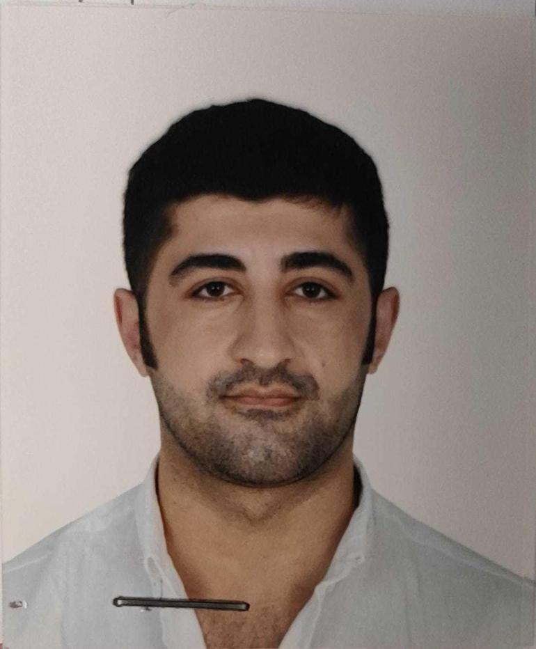 Malatyada direğe çarpan otomobil alev aldı: 2 ölü