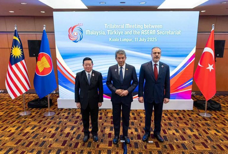 Bakan Fidan, Türkiye-ASEAN Sektörel Diyalog Ortaklığı Yedinci Üçlü Toplantısına katıldı