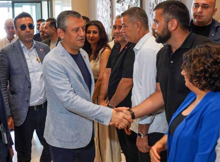 Özgür Özel Antalya mitinginde konuştu