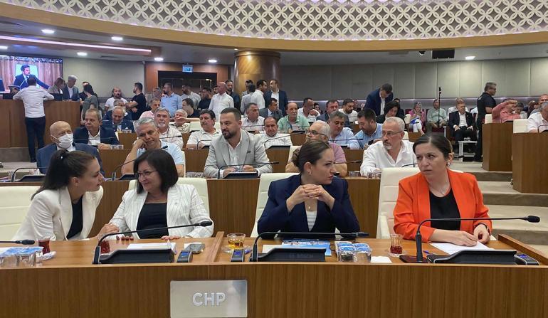 Antalyada Büyükşehir Belediye Başkan Vekili Özdemir oldu