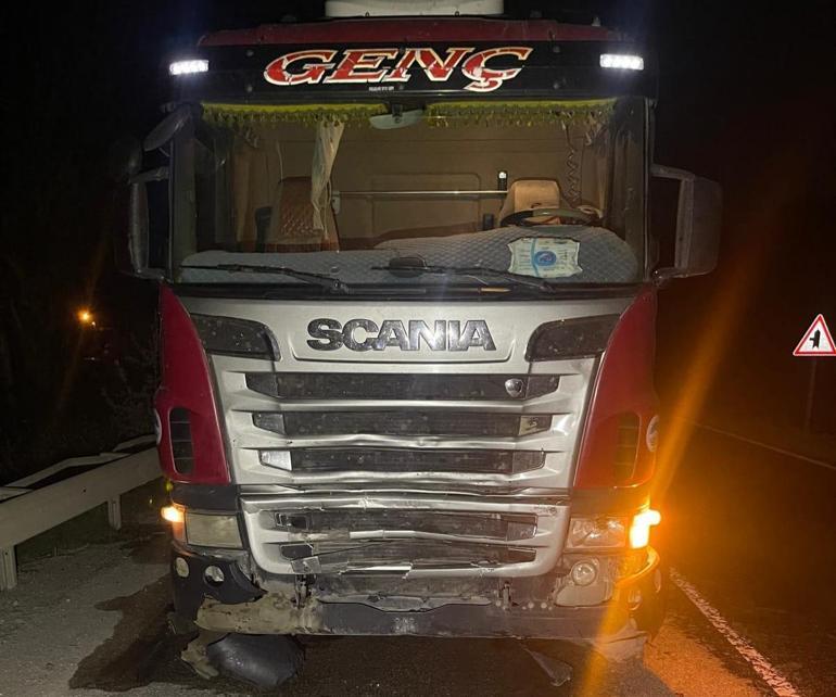 Ankarada TIR ile motosiklet çarpıştı; 1 ölü, 1 ağır yaralı