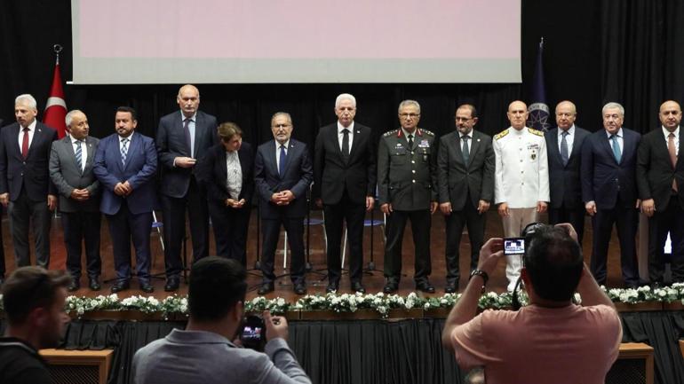 İstanbul Valisi Davut Gül: Millet olarak çok şey yaşıyoruz, çabuk unutuyoruz