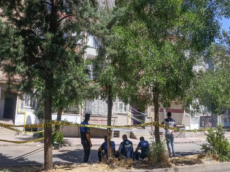 Sallandığı iddiasıyla tahliye edilen binada olumsuzluğa rastlanmadı
