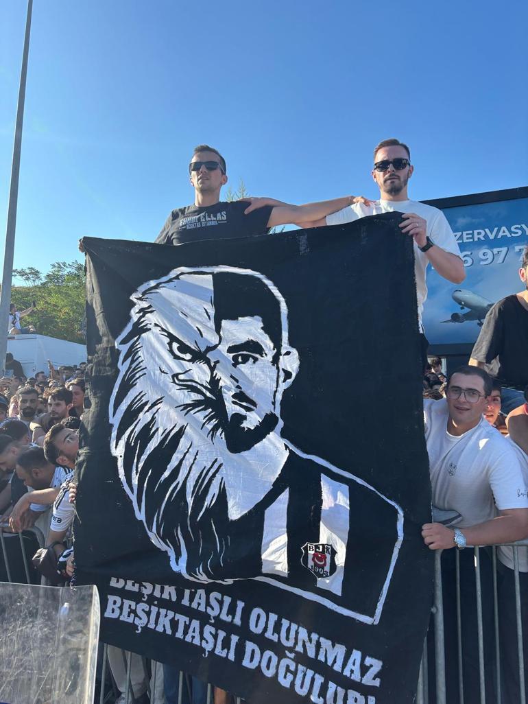 İstanbula gelen Orkun Kökçüden ilk sözler: Çocukluktan beri hayalini kurduğum Beşiktaşıma transfer oldum