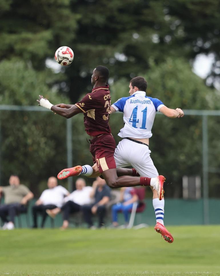 Trabzonspor ilk hazırlık maçında Dinamo Tiflis ile 1-1 berabere kaldı