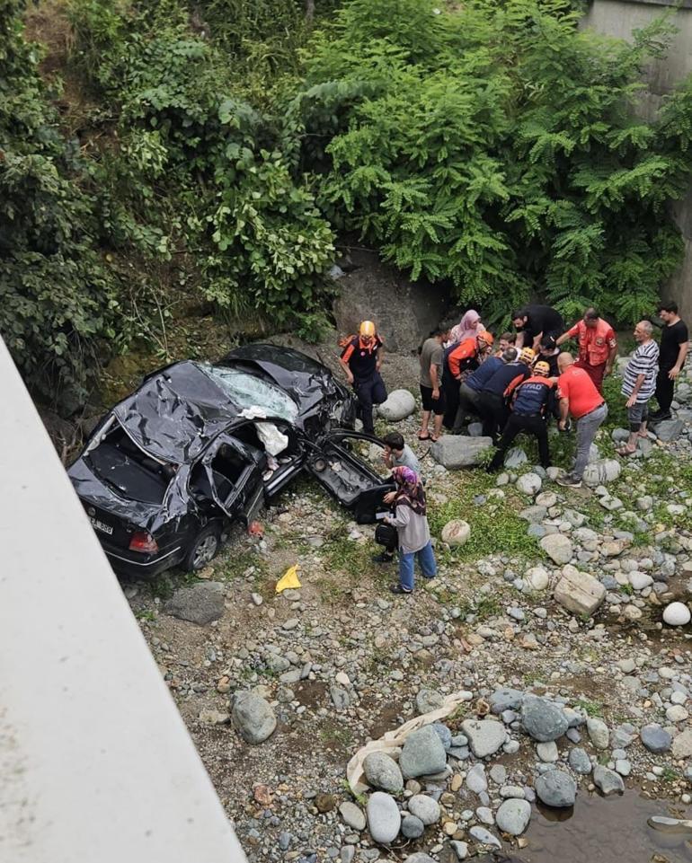 Rize’de iki otomobil çarpıştı: 1 ölü, 8 yaralı