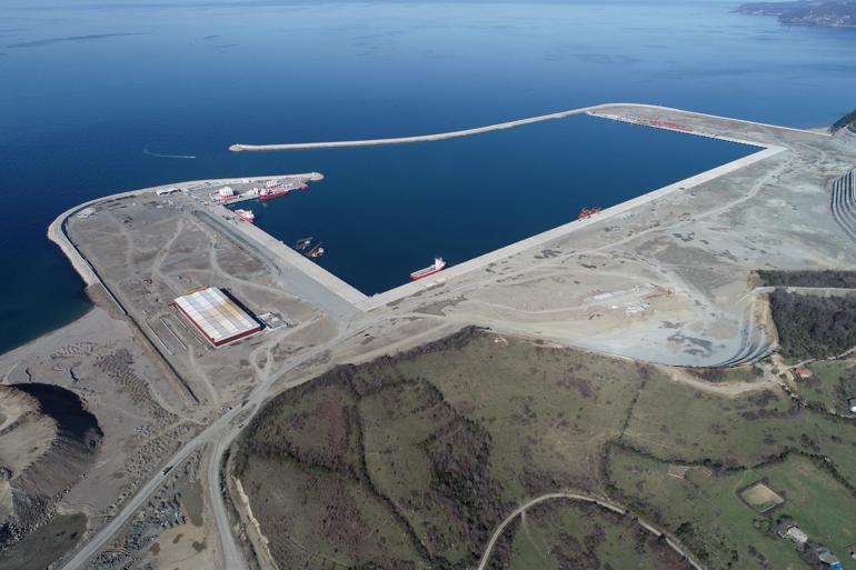 Uraloğlu: Filyos Limanına demir yolu bağlantısı projesinde sözleşme aşamasına gelindi