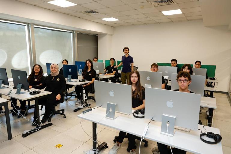 Demirören Medya ve Teknoloji Lisesi’nden yüzde 1’lik dilime burs imkanı
