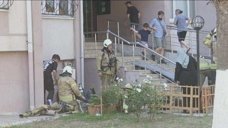 Beylikdüzünde 15 katlı bina tahliye edildi; 5 kişi zehirlenme şüphesiyle hastaneye kaldırıldı