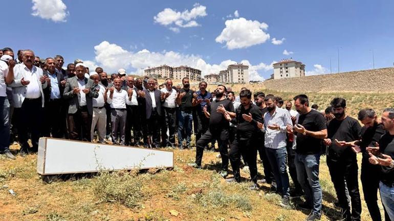 Silahlı saldırıda baba öldü, 3 çocuğu yaralandı