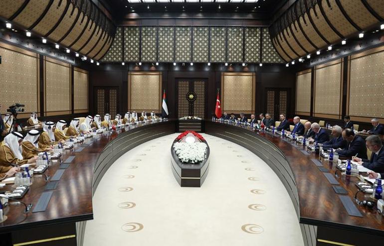 Cumhurbaşkanı Erdoğan, BAE Devlet Başkanı Al Nahyanı resmi törenle karşıladı