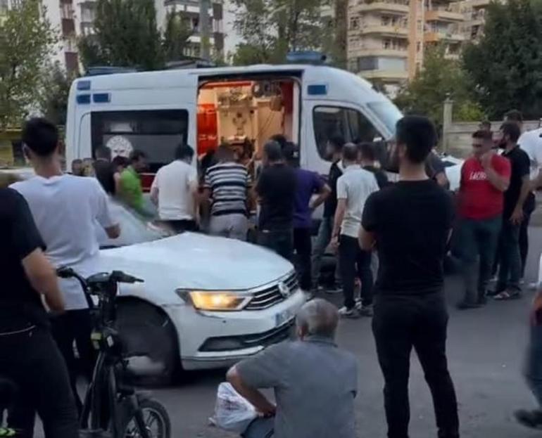 Diyarbakırda akraba aileler arasında silahlı arazi kavgası: 2 ölü