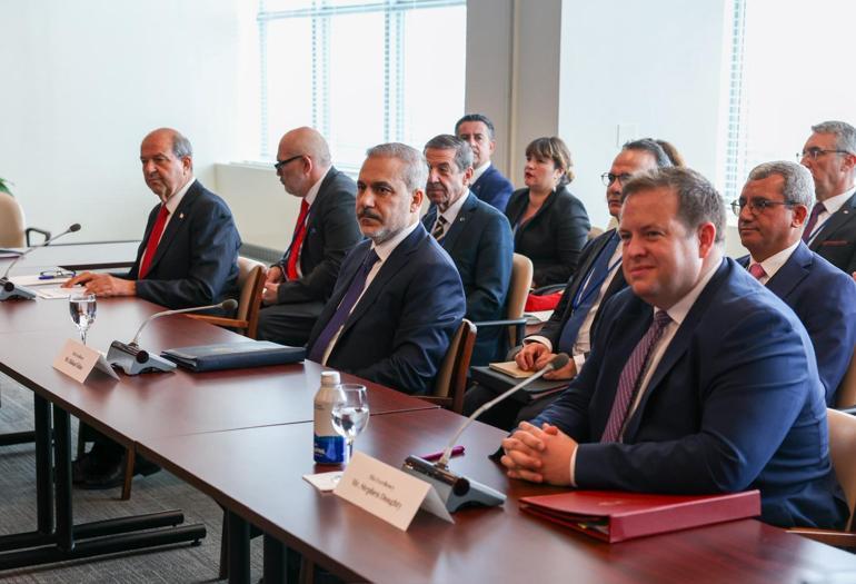 Bakan Fidan, Kıbrıs Gayrıresmi Toplantısına katıldı