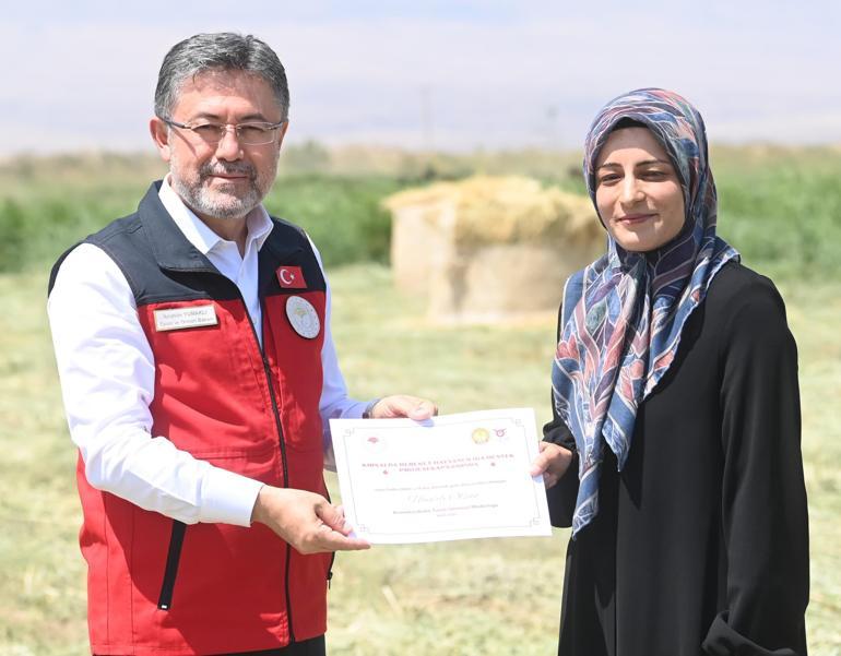 Bakan Yumaklı: Üreticilerimize hayvan başına yıllık 18 bin lira destek vereceğiz