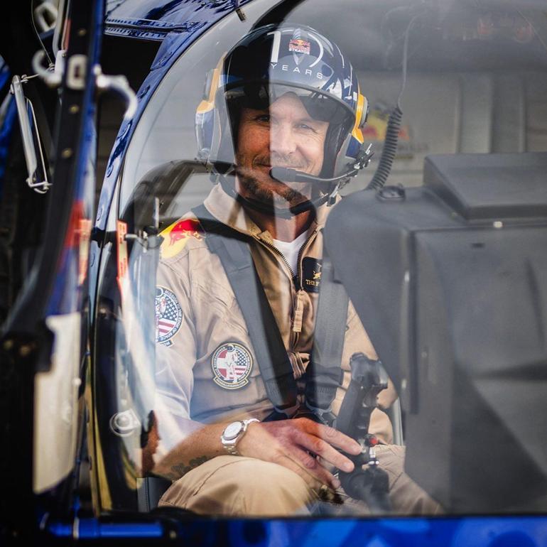 Uzaydan atlayan Felix Baumgartner, yamaç paraşütü kazasında hayatını kaybetti