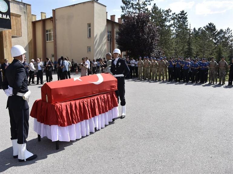 Kazada yaralanan eski Bitlis Valisi Karaömeroğlu, yaşam mücadelesini kaybetti