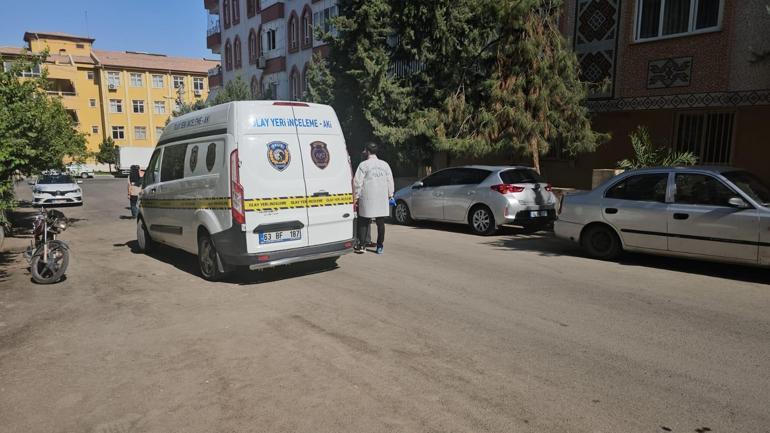 Yalnız yaşadığı evde ölü bulundu