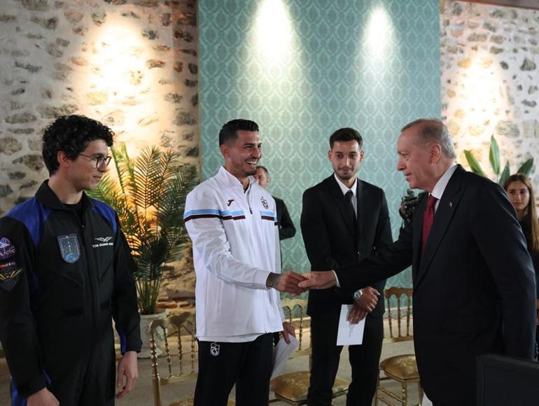 Cumhurbaşkanı Erdoğan: Gençlerimizin zehirlenmesine müsaade etmeyeceğiz