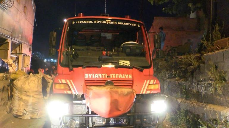 Gaziosmanpaşada 4 gecekondu alevlere teslim oldu