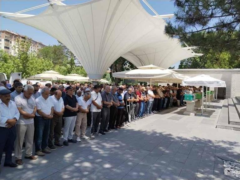 Camideki cinayetin güvenlik kamerası görüntüleri ortaya çıktı