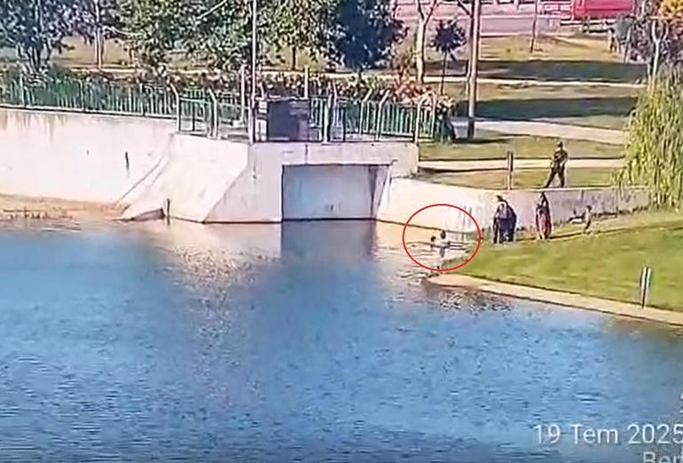 Çaya düşen 1,5 yaşındaki bebeği, parktaki güvenlik görevlisi kurtardı; o anlar kamerada