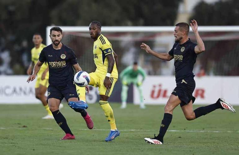 Fenerbahçe, Portekiz’deki ikinci hazırlık maçında UD Leira’yı 2-0 mağlup etti