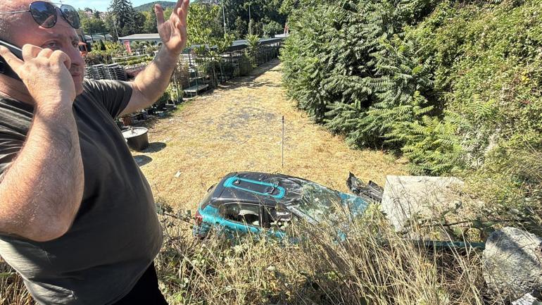 Sarıyerde araçla çarpışan otomobil fidanlığa uçtu: Bu arabadan sağ çıktıysa söyleyecek kelime bulamıyorum