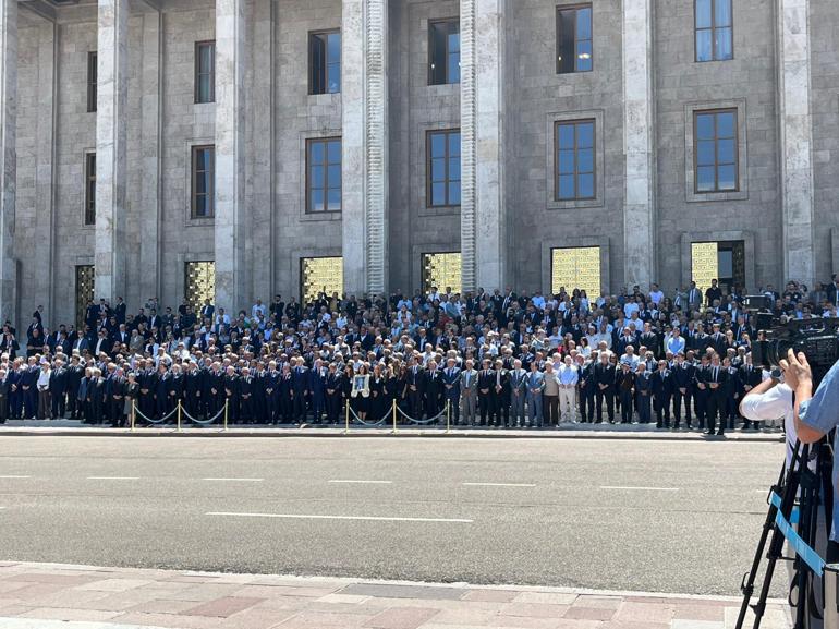 Eski CHP Genel Başkanı Öymen için TBMMde tören