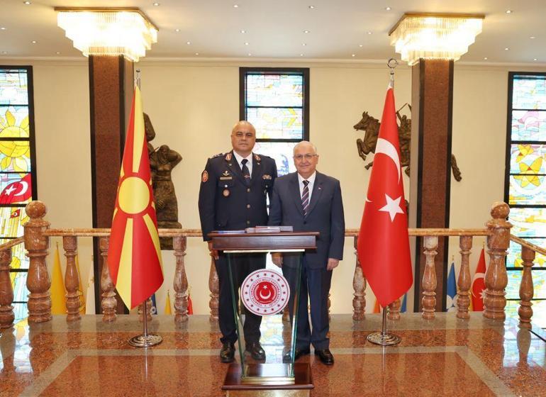 Bakan Güler, Kuzey Makedonya Genelkurmay Başkanı Lafchiski’yi kabul etti