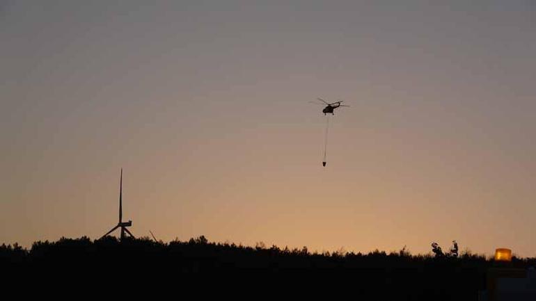 İzmirdeki orman yangını 2nci gününde; yanan alanlar dronla görüntülendi