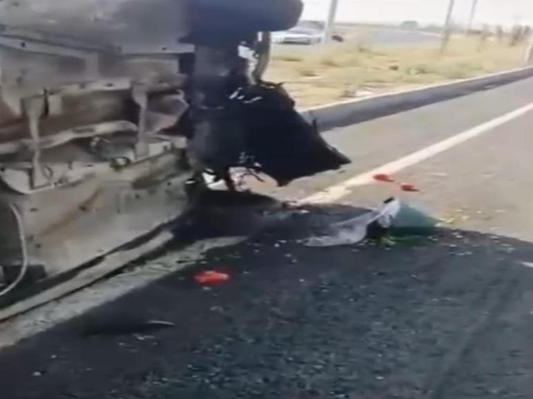 Batman’da hafif ticari araç elektrik direğine çarptı: 2 ölü, 4 yaralı