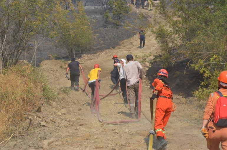 Sakaryada yangınlar söndürüldü; Bayatta alevler kısmen kontrol altında