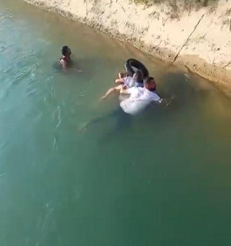 Sulama kanalına düşen çocuğu vatandaşlar kurtardı; o anlar kamerada